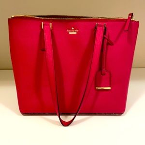 Kate spade large red tote. Great condition.